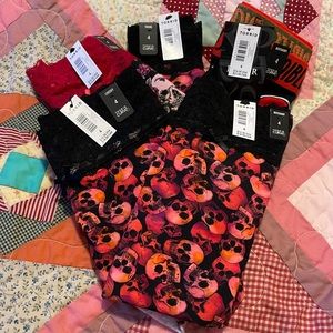 TORRID 4 4X 26 CHEEKY, THONG, BOYSHORT PANTY 5 PAIR BUNDLE NWT